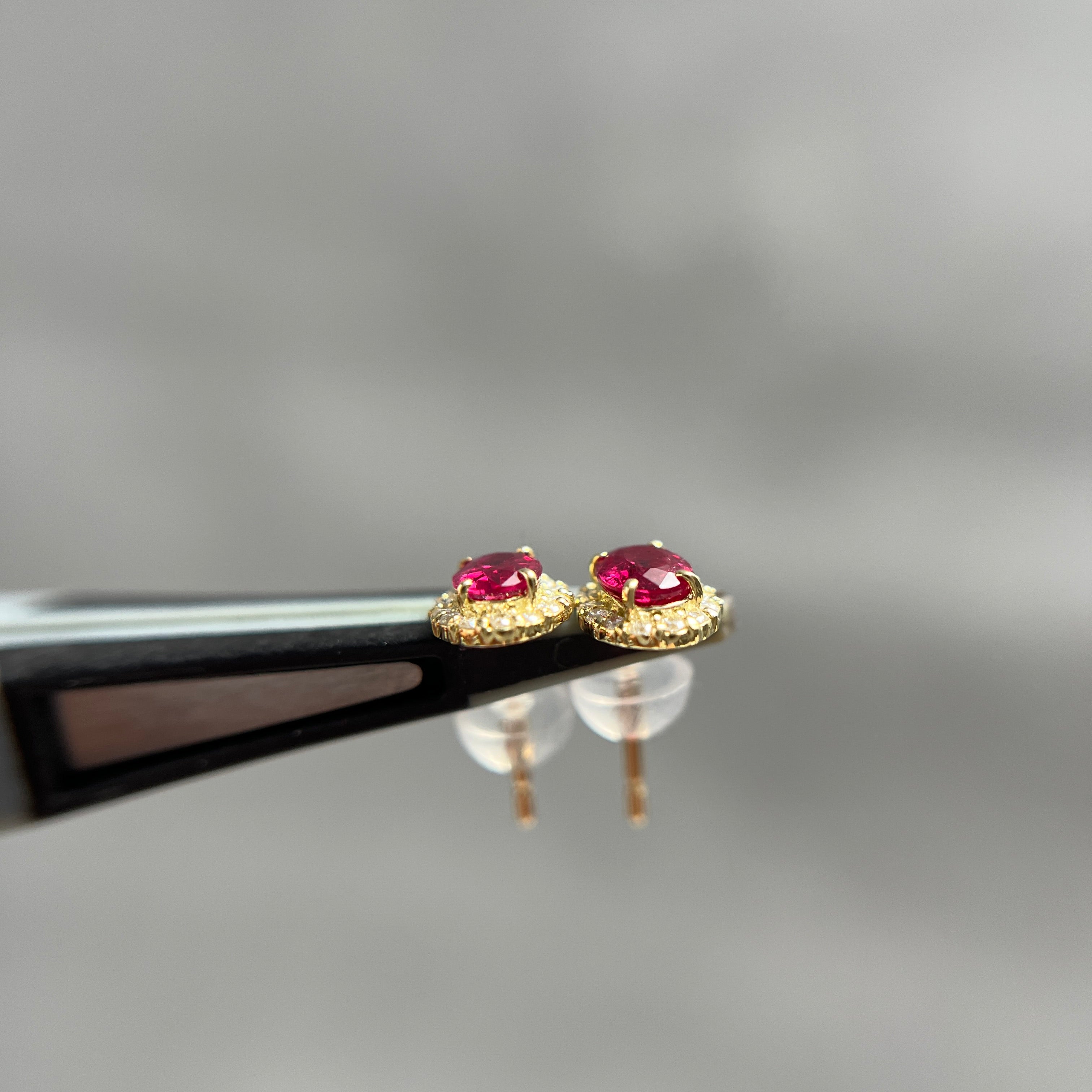 〈一点物〉71:ルビーピアス(最短お届け対象)