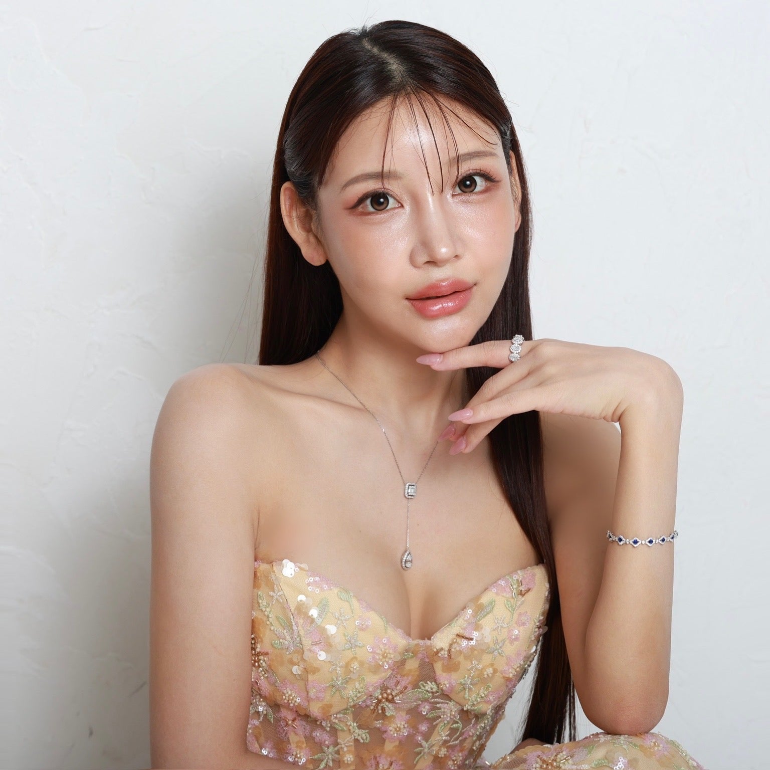 128:ダイヤモンドネックレス