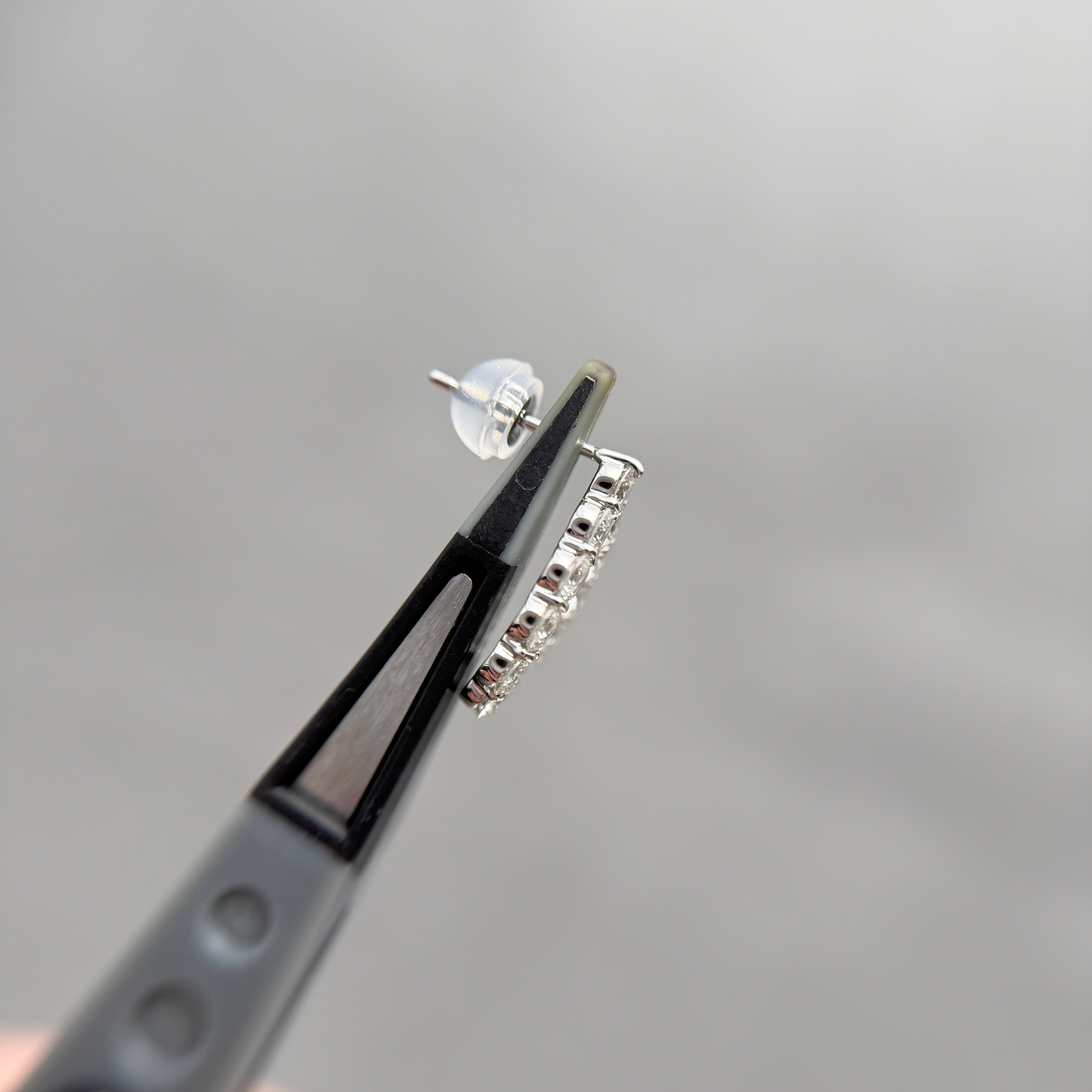 107:ダイヤモンドピアス