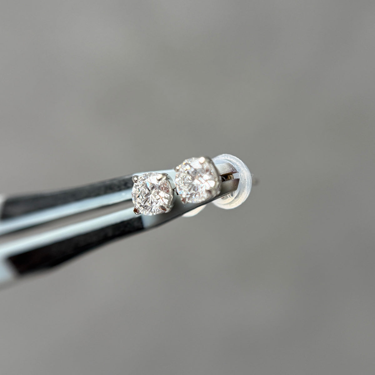 【GIA】0.3ct取り巻き取り外し式ピアス
