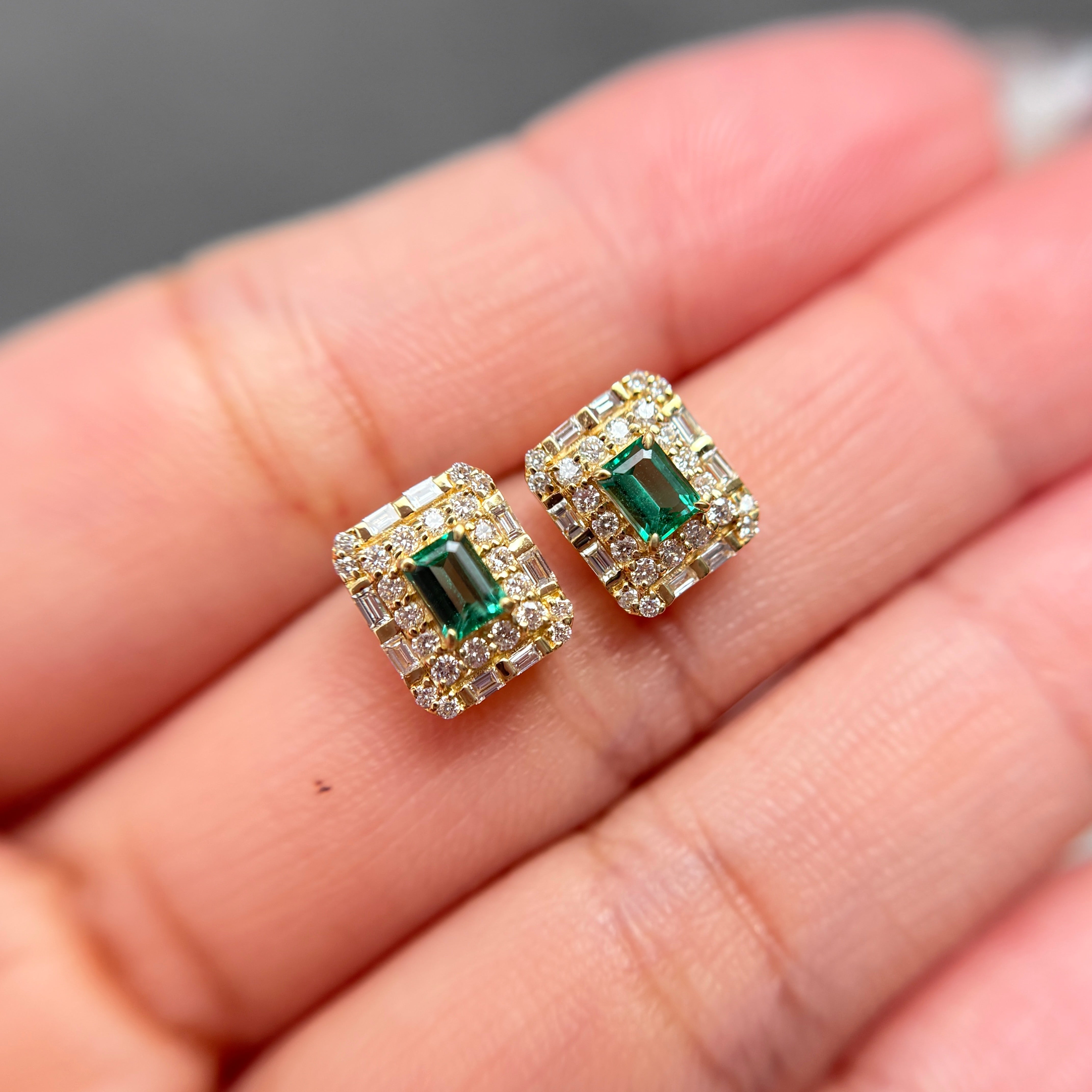 〈一点物〉207：エメラルドピアス