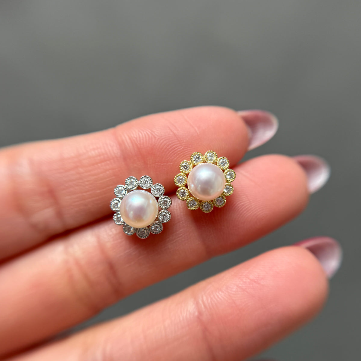 【アコヤ6ｰ6.5mm】サンサンピアス