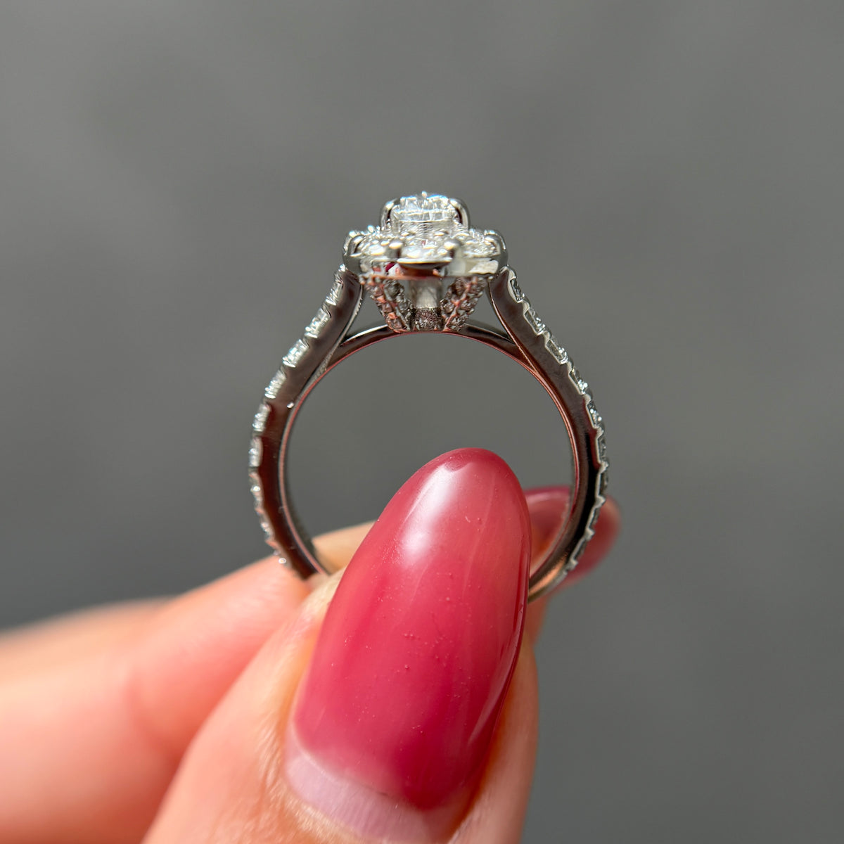 【GIA】0.3ct取り巻きダイヤリング