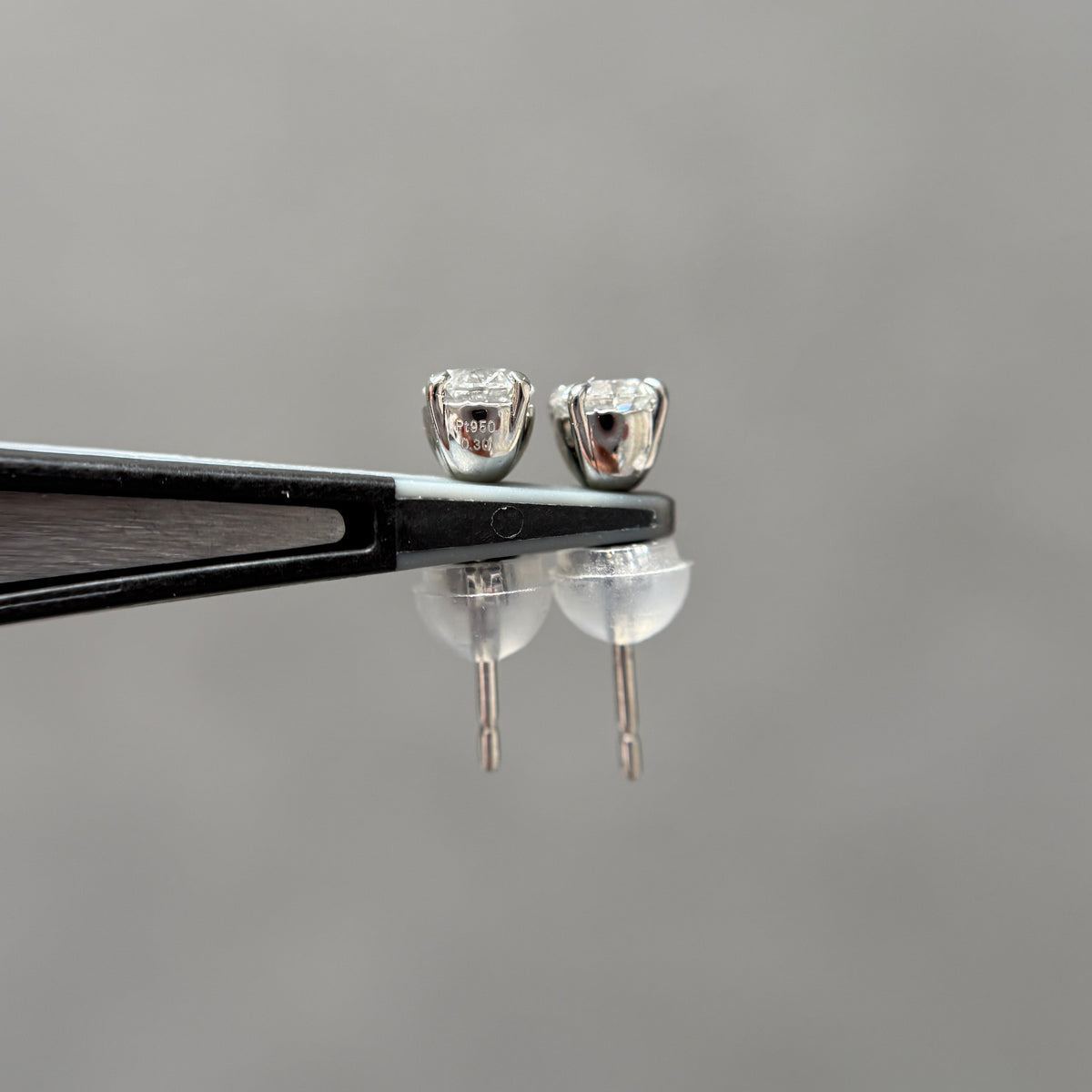 【GIA】0.3ct取り巻き取り外し式ピアス