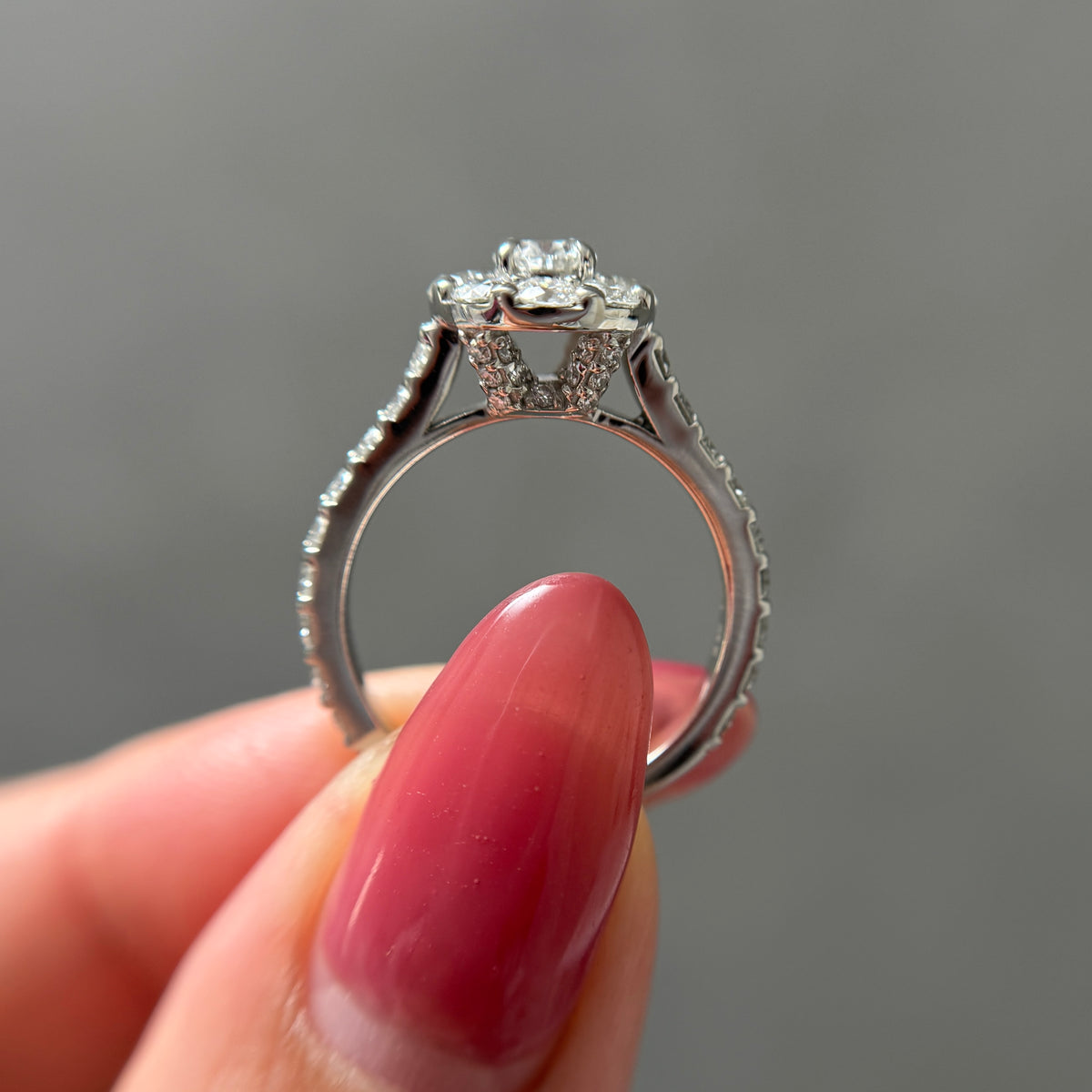 【GIA】0.3ct取り巻きダイヤリング