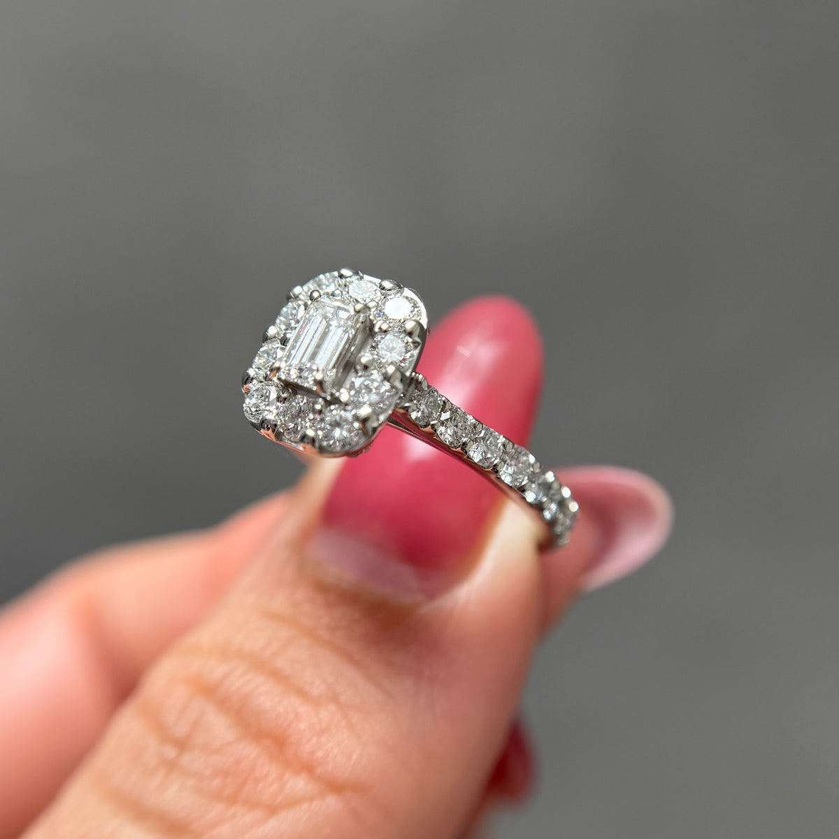 【GIA】0.3ct取り巻きダイヤリング