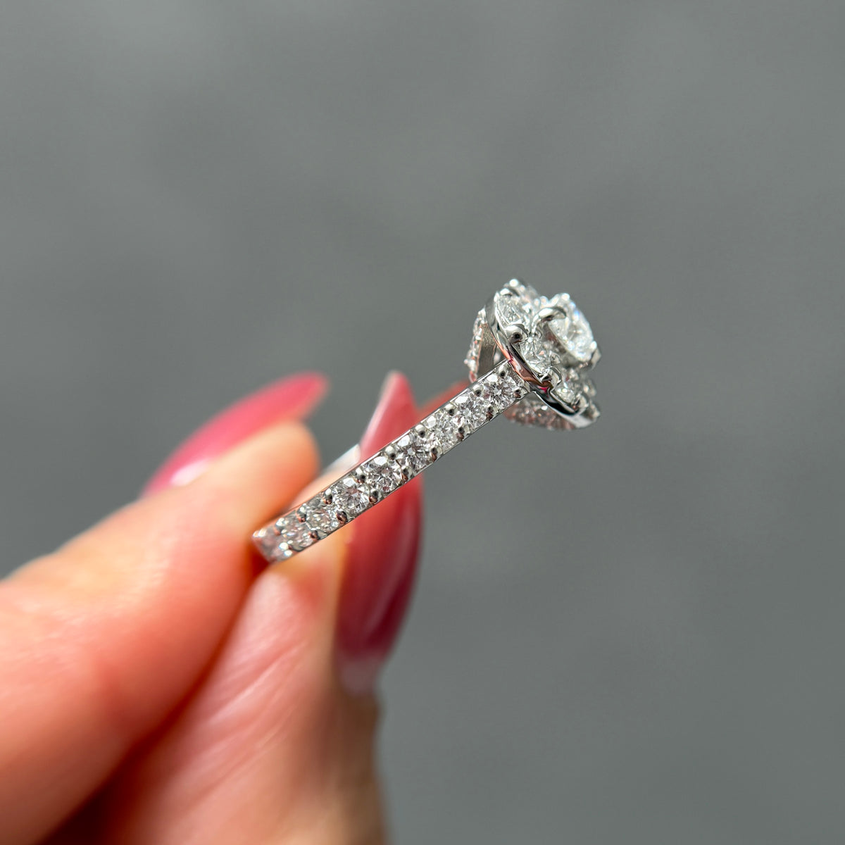 【GIA】0.3ct取り巻きダイヤリング