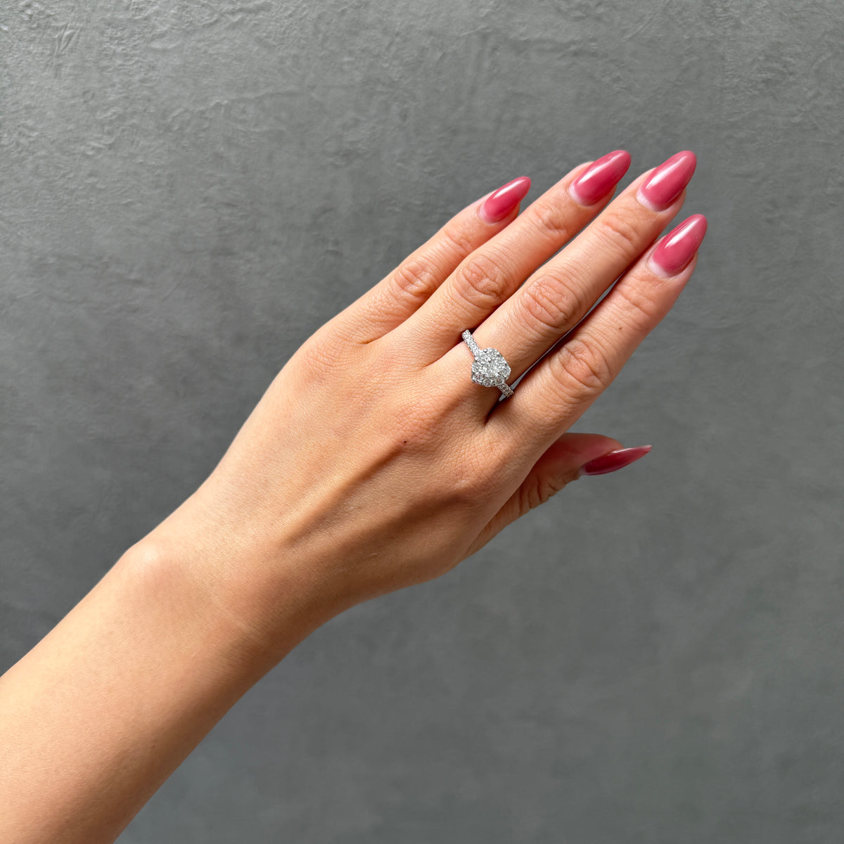 【GIA】0.3ct取り巻きダイヤリング
