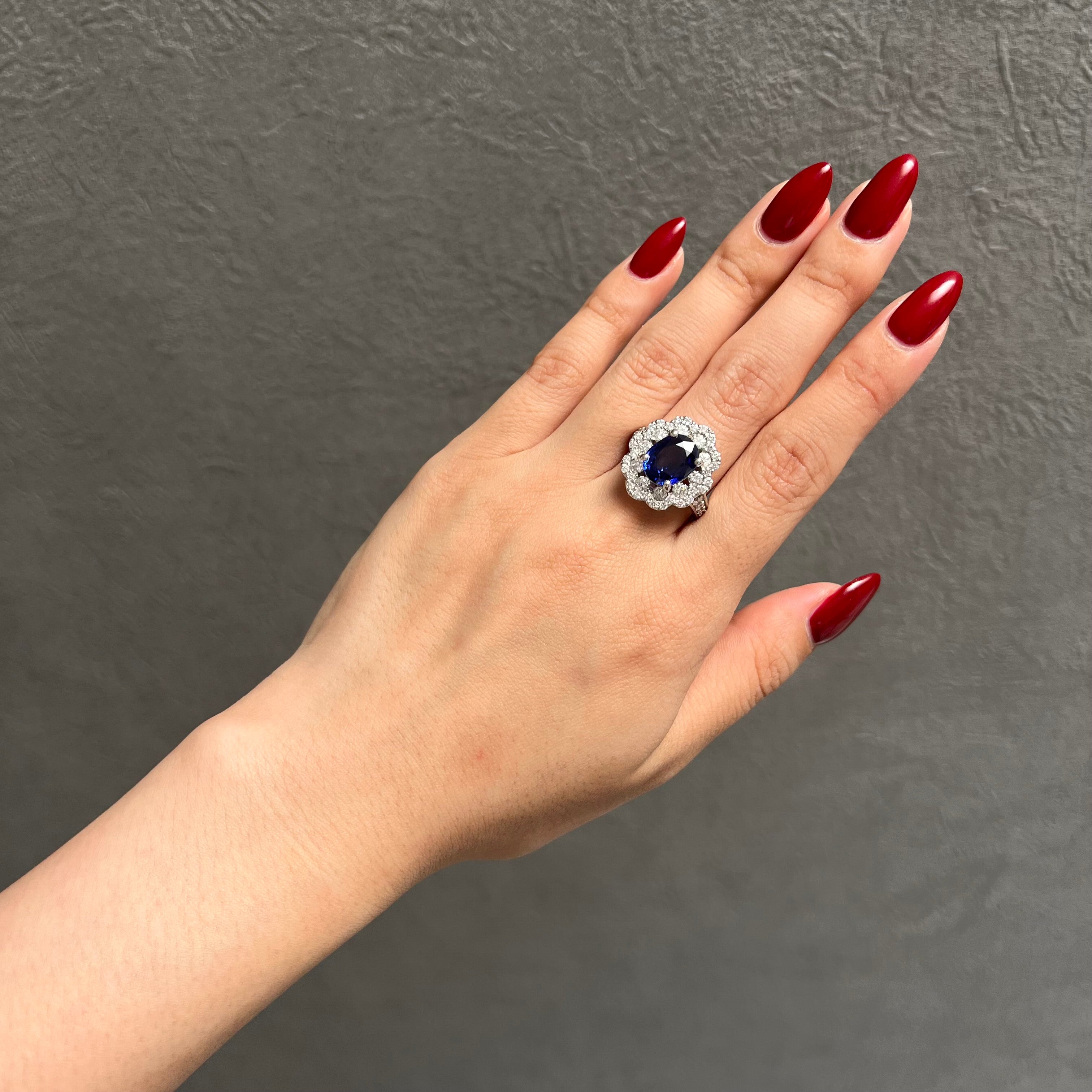 ロイヤルブルーサファイアリング2.72ct 115［一点物］リング ロイヤルブルーサファイア 2.2ct OV PT