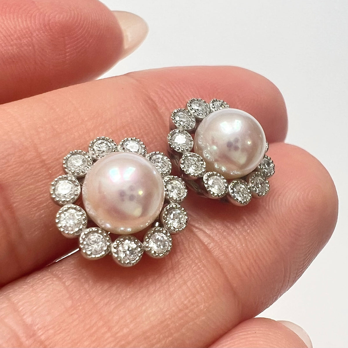 【アコヤ6ｰ6.5mm】サンサンピアス